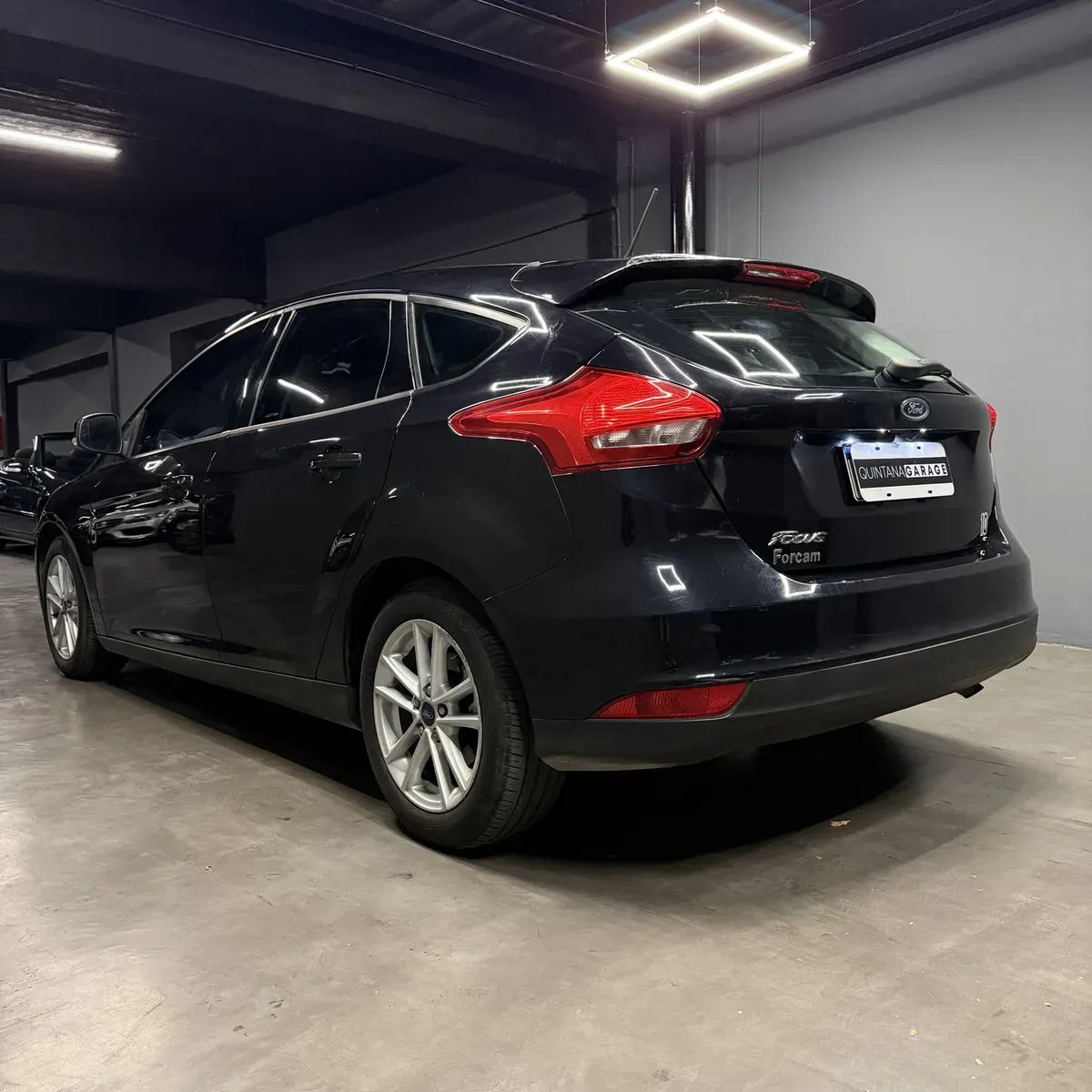 Mira esta publicación de Ford Focus 2018 en Motordil