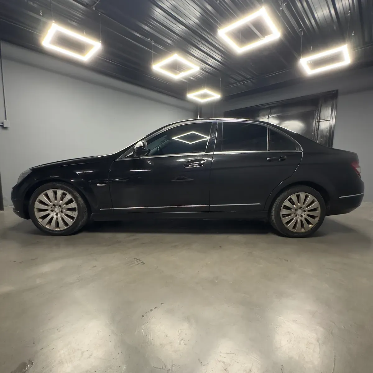 Mira esta publicación de Mercedes Benz Clase C 2008 en Motordil