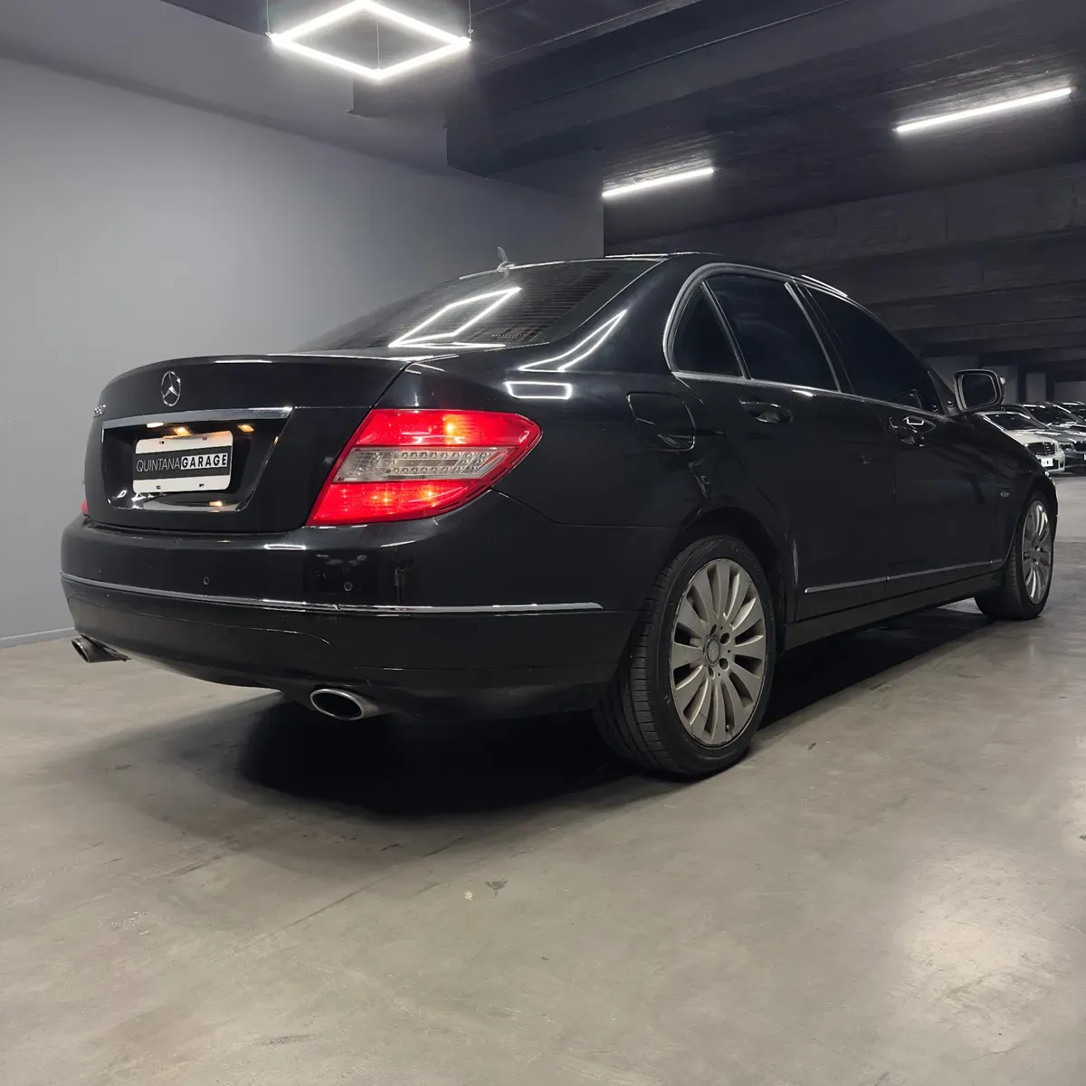 Mira esta publicación de Mercedes Benz Clase C 2008 en Motordil