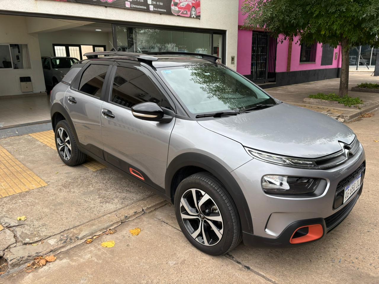 Mira esta publicación de Citroen C 4 Cactus 2024 en Motordil