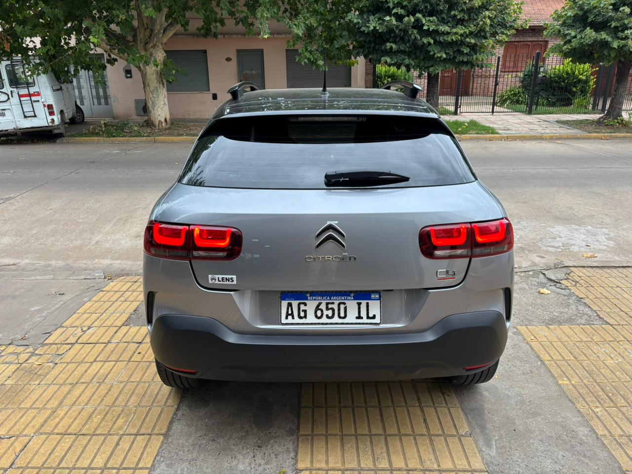 Mira esta publicación de Citroen C 4 Cactus 2024 en Motordil