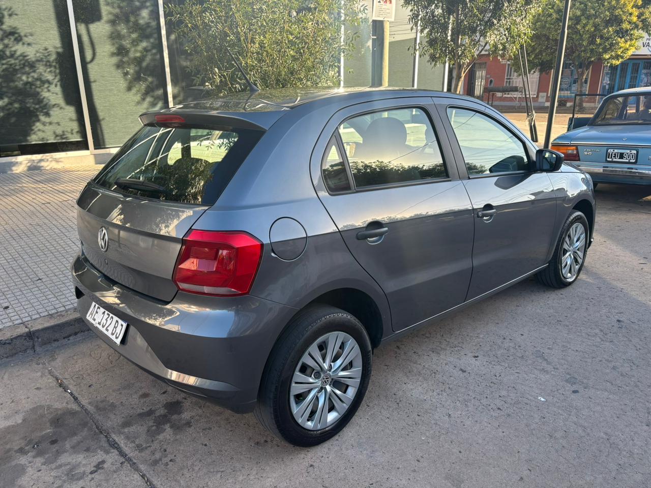 Mira esta publicación de Volkswagen Gol Trend 2020 en Motordil