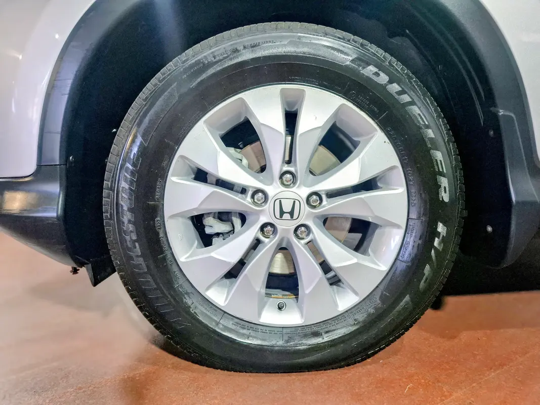 Mira esta publicación de Honda CRV 2013 en Motordil