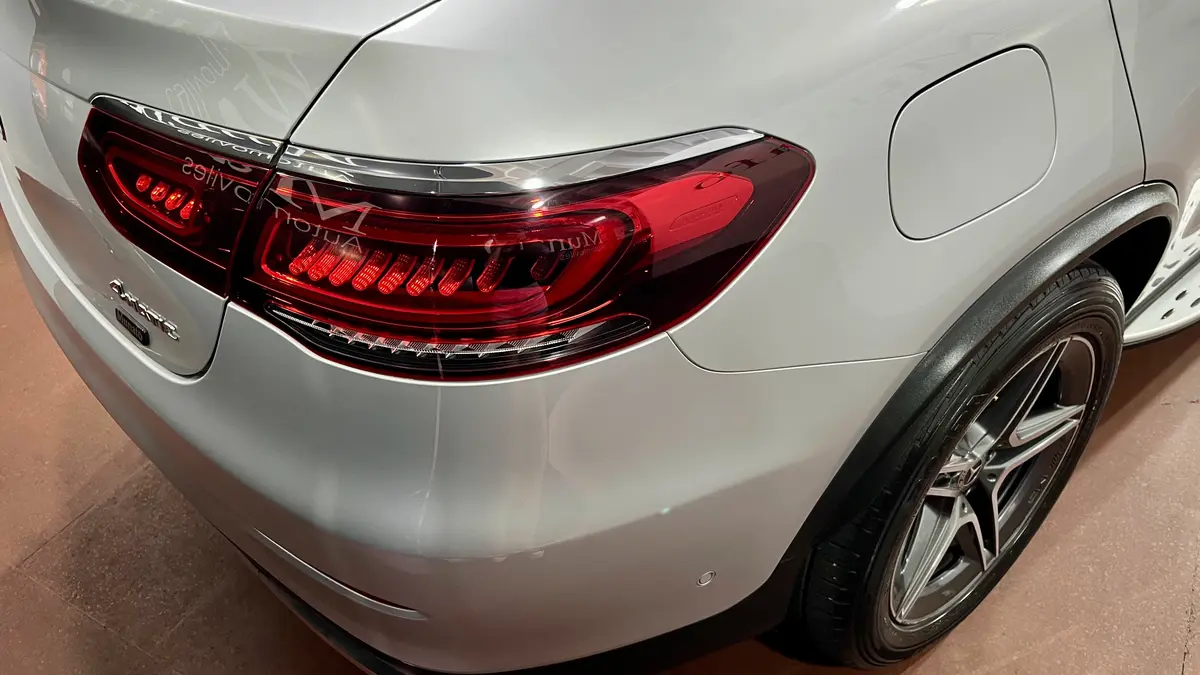 Mira esta publicación de Mercedes Benz GLC 2020 en Motordil