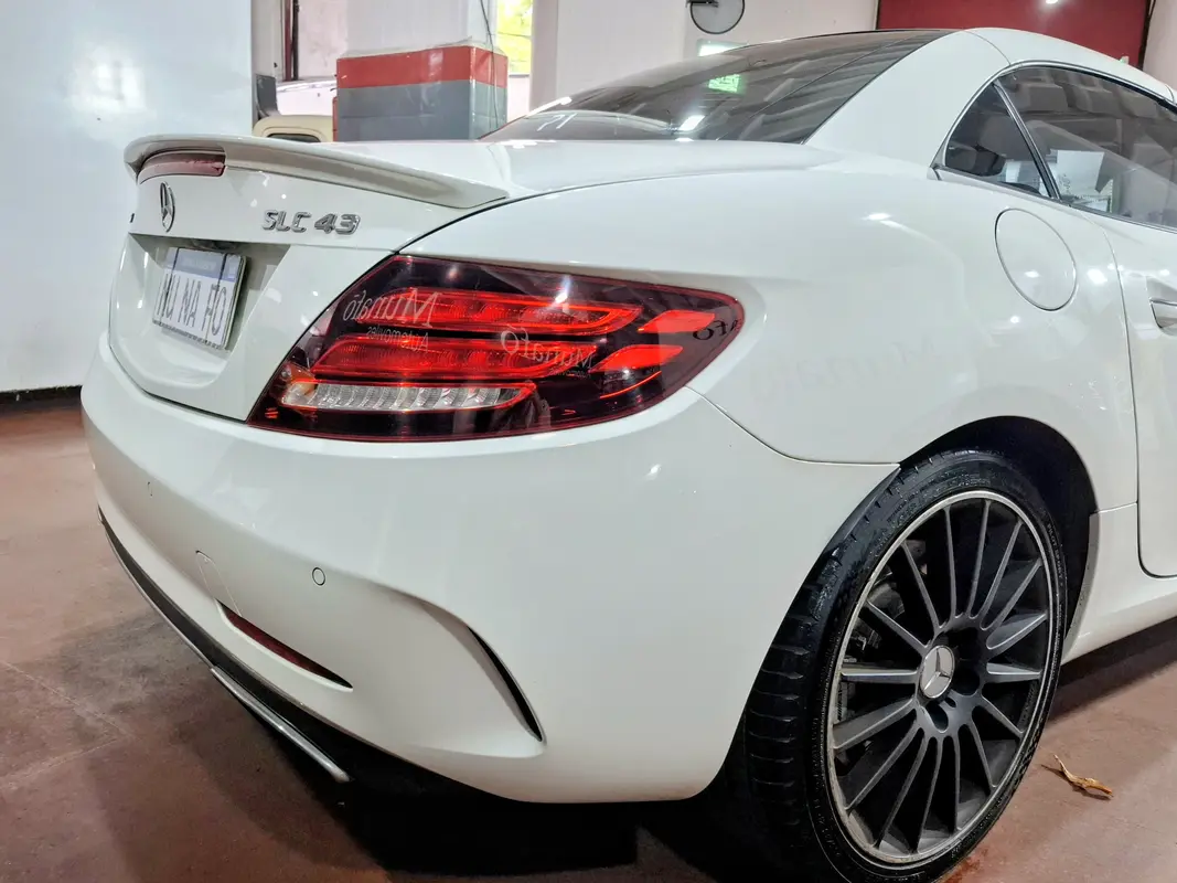 Mira esta publicación de Mercedes Benz SLC 2018 en Motordil