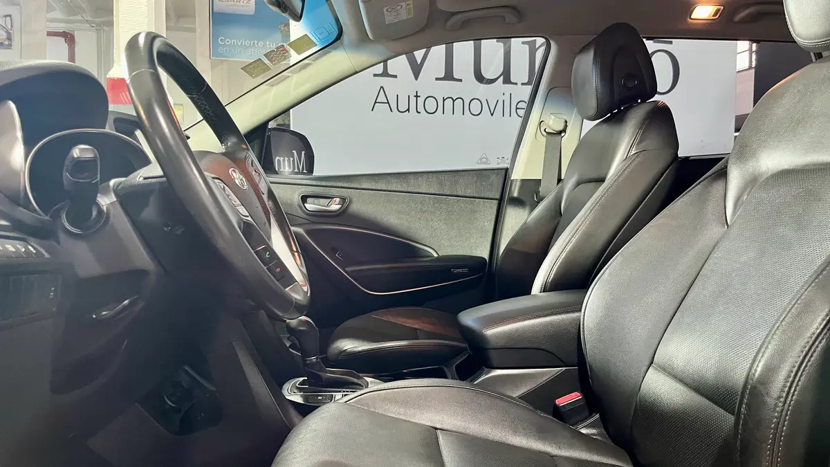 Mira esta publicación de Hyundai Grand Santa Fe 2018 en Motordil