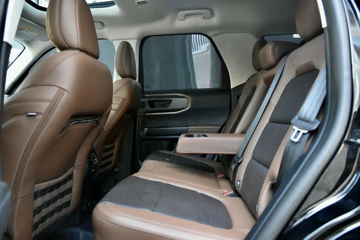 Mira esta publicación de Ford Bronco Sport 2024 en Motordil