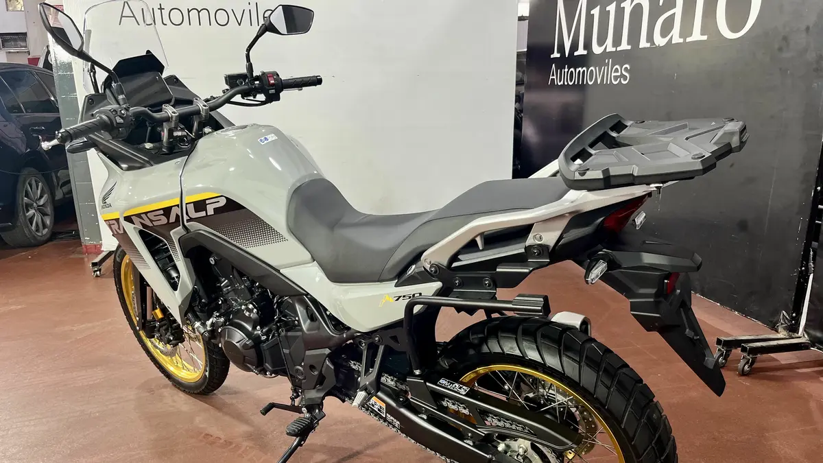 Mira esta publicación de Honda XL 700 Transalp 2025 en Motordil