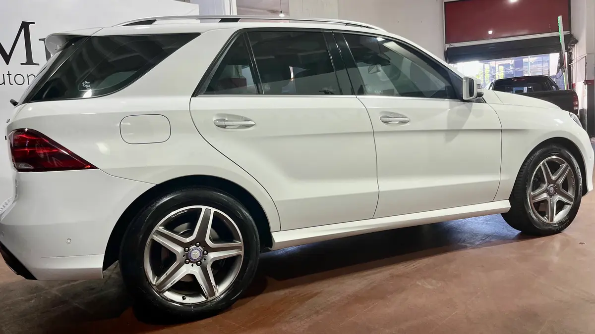 Mira esta publicación de Mercedes Benz GLE 2017 en Motordil