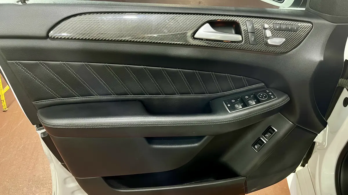 Mira esta publicación de Mercedes Benz GLE 2017 en Motordil