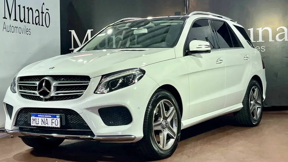 Mira esta publicación de Mercedes Benz GLE 2017 en Motordil