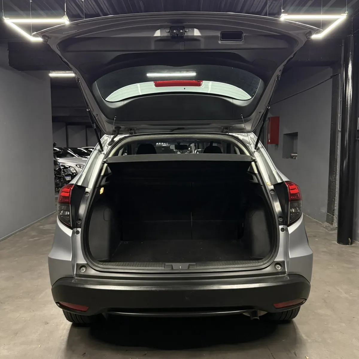 Mira esta publicación de Honda HRV 2019 en Motordil