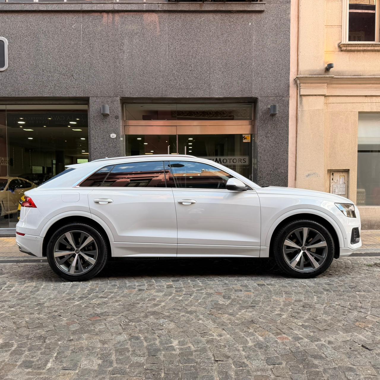 Mira esta publicación de Audi Q8 2020 en Motordil