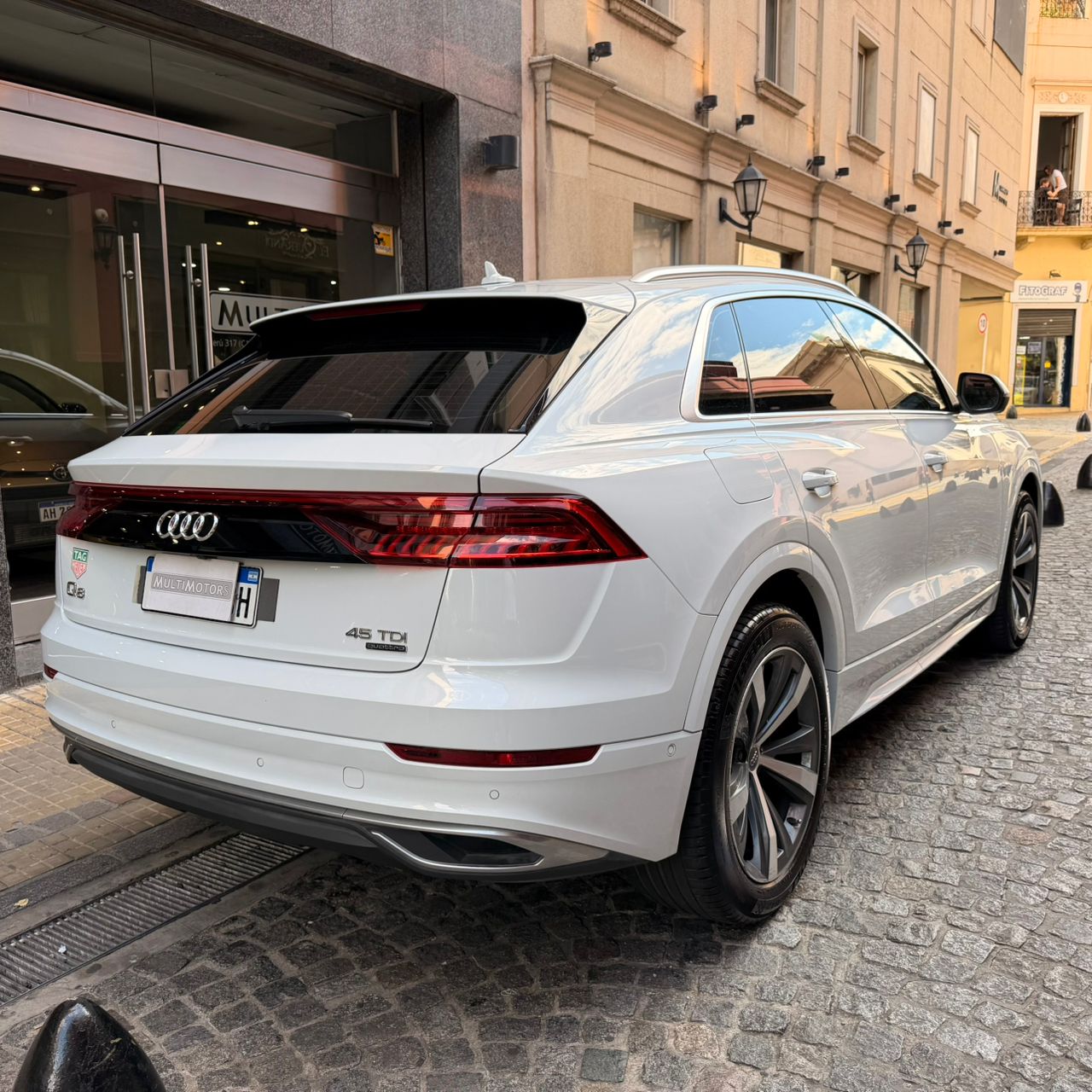 Mira esta publicación de Audi Q8 2020 en Motordil