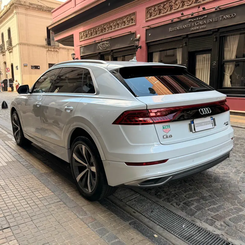 Mira esta publicación de Audi Q8 2020 en Motordil