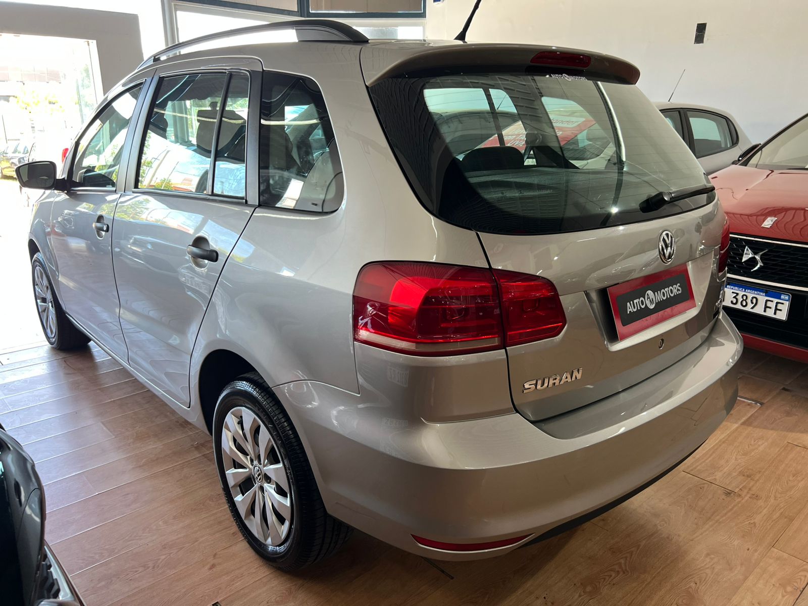 Mira esta publicación de Volkswagen Suran 2016 en Motordil