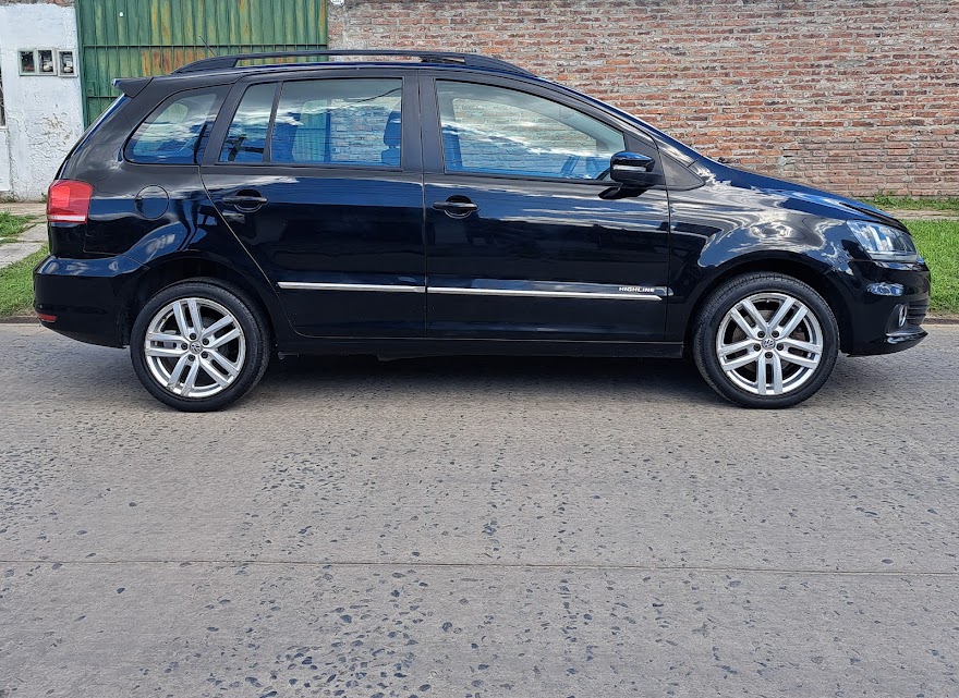 Mira esta publicación de Volkswagen Suran 2016 en Motordil