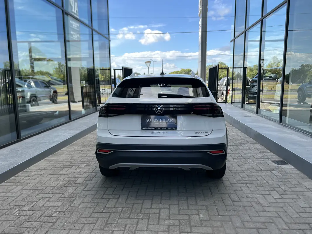 Mira esta publicación de Volkswagen Nivus 2021 en Motordil