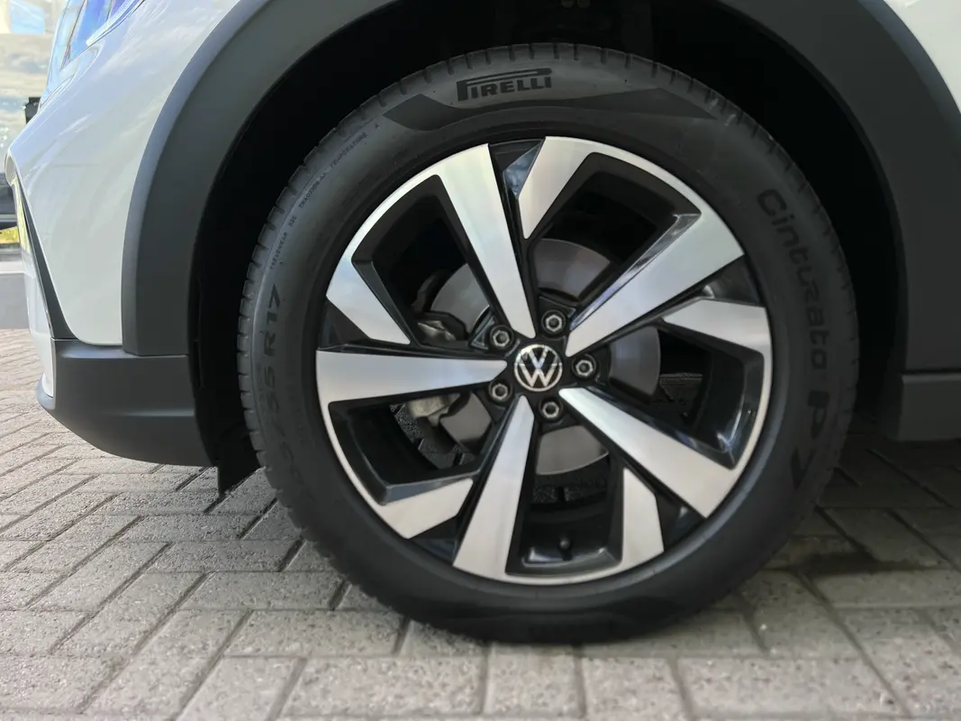 Mira esta publicación de Volkswagen Nivus 2021 en Motordil