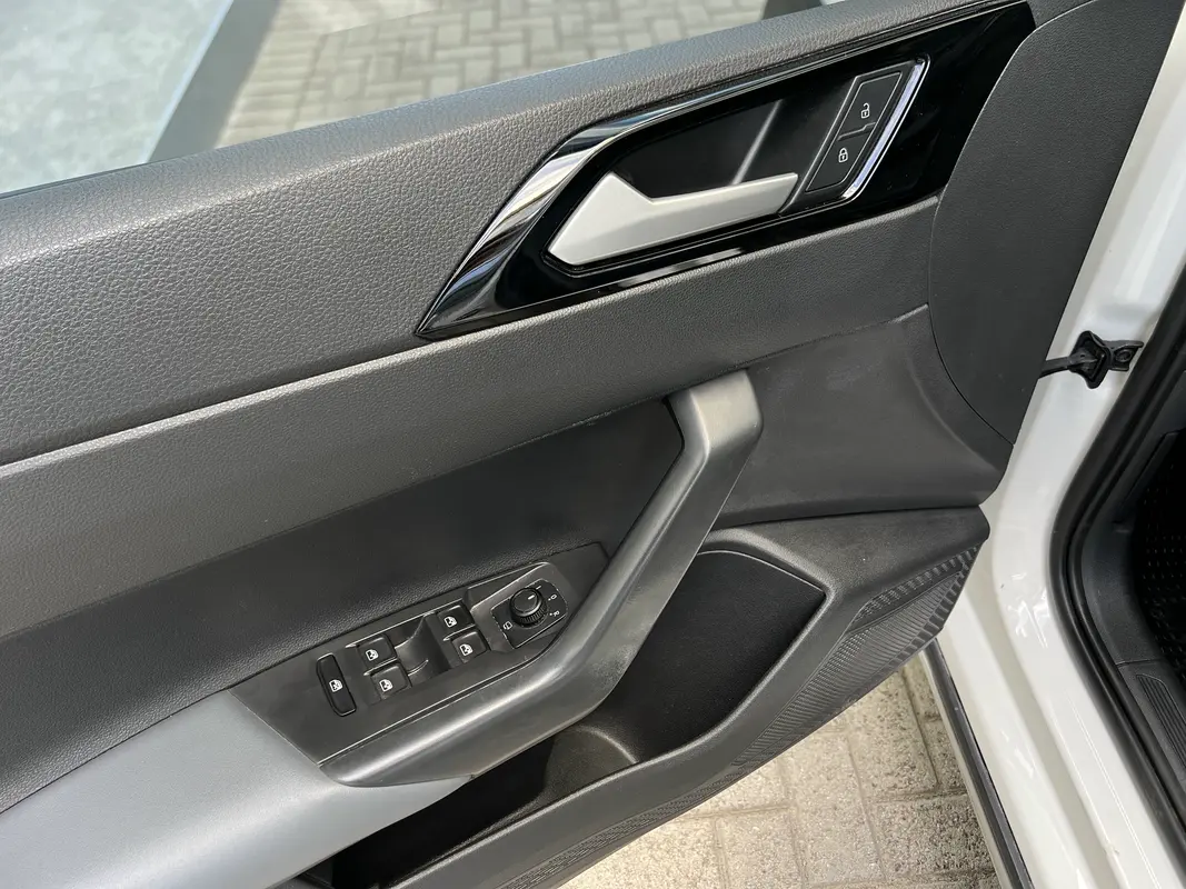 Mira esta publicación de Volkswagen Nivus 2021 en Motordil