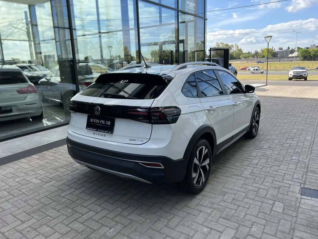 Mira esta publicación de Volkswagen Nivus 2021 en Motordil