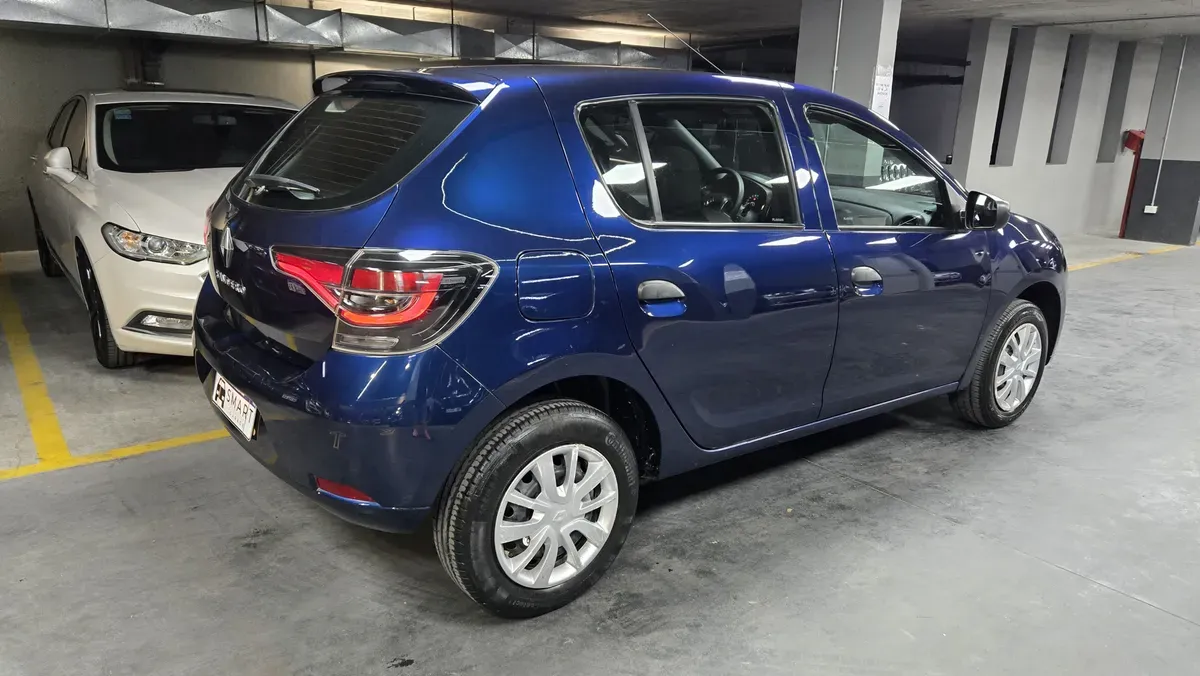 Mira esta publicación de Renault Sandero II 2021 en Motordil