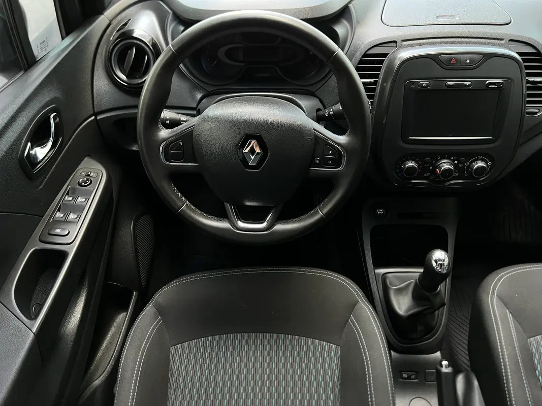 Mira esta publicación de Renault Captur 2020 en Motordil