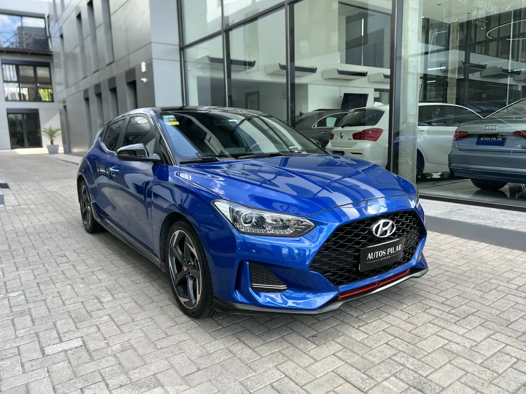 Mira esta publicación de Hyundai Veloster 2019 en Motordil