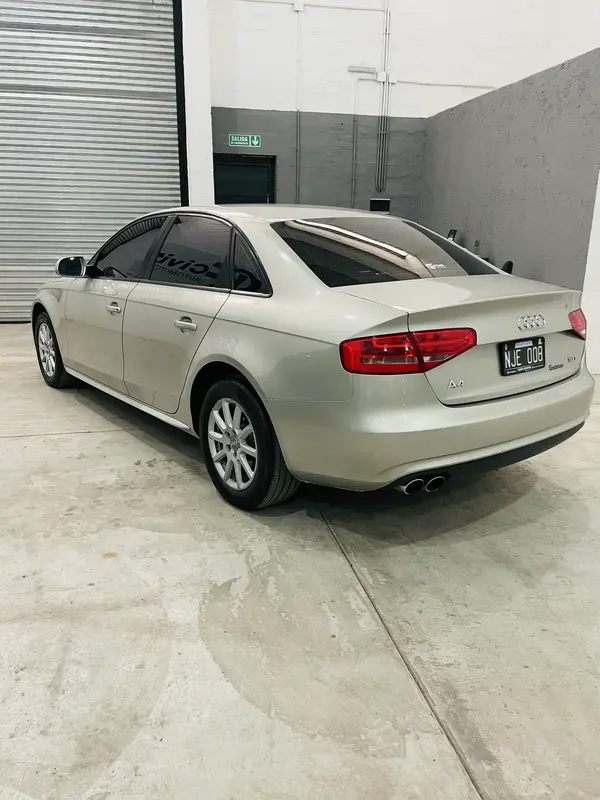 Mira esta publicación de Audi A4 2013 en Motordil