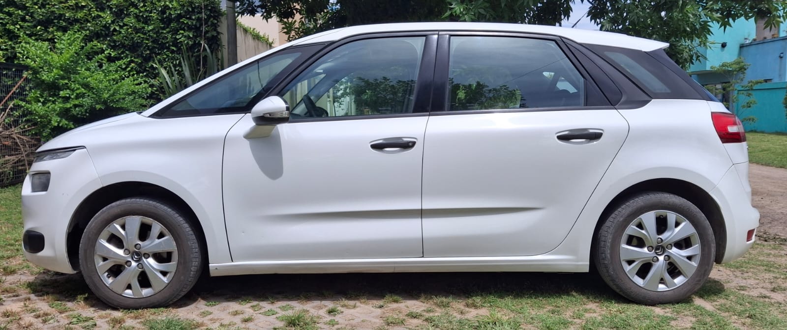 Mira esta publicación de Citroen C 4 Picasso 2014 en Motordil