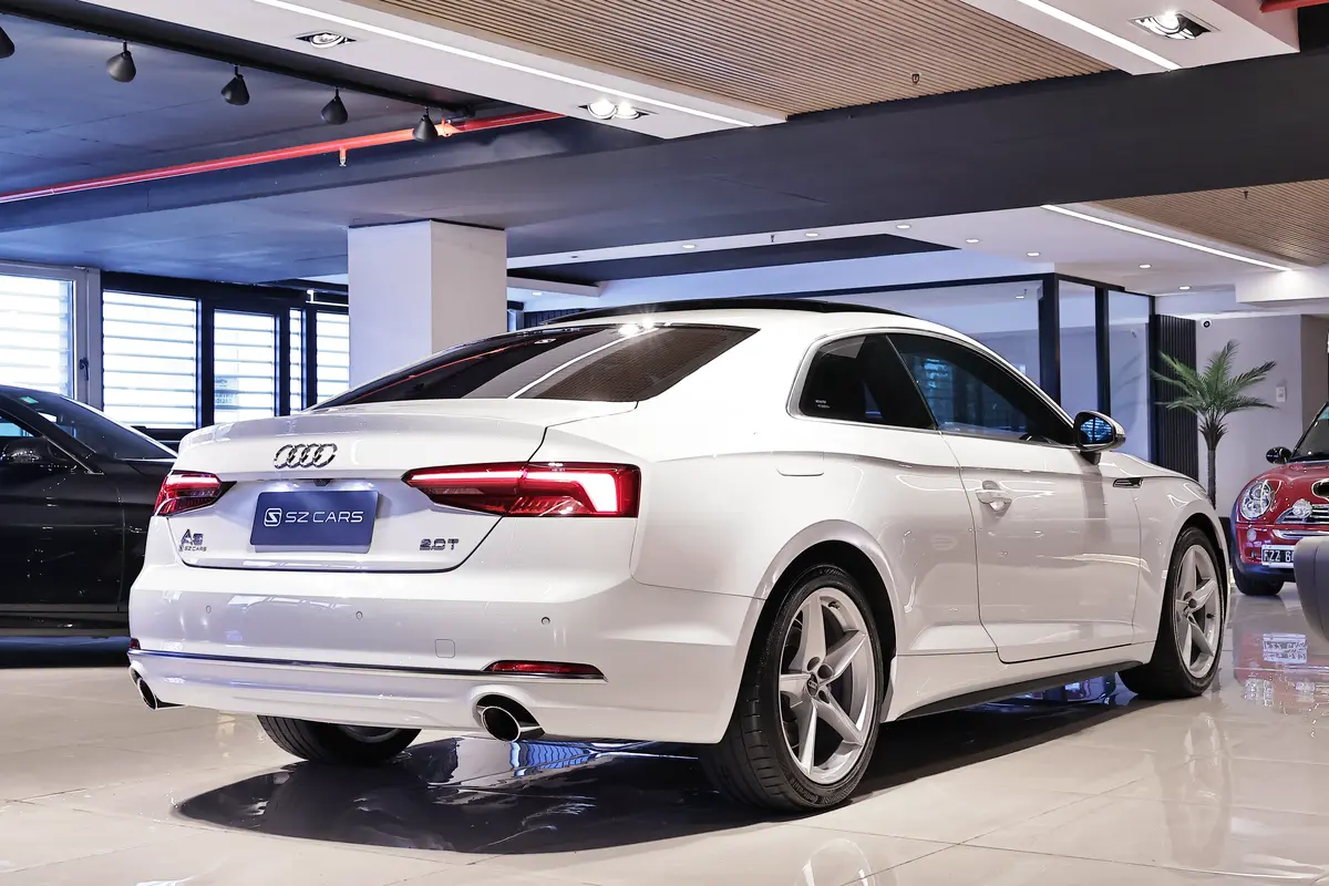 Mira esta publicación de Audi A5 2018 en Motordil