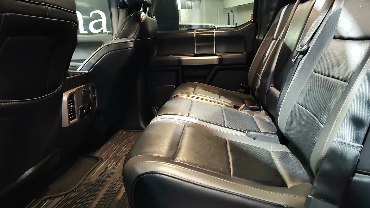 Mirá esta publicación de Ford F 150 Raptor