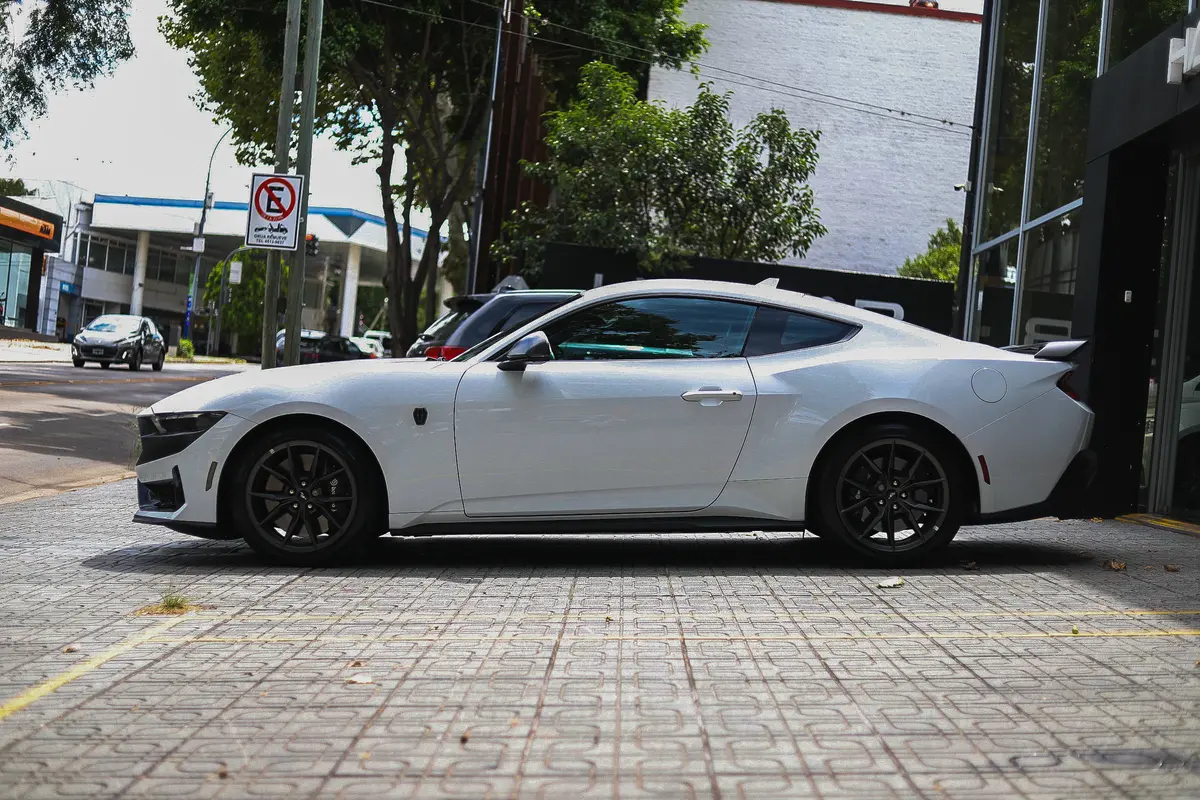 Mira esta publicación de Ford Mustang 2025 en Motordil