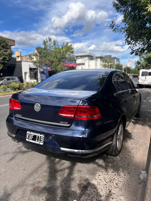 Mira esta publicación de Volkswagen Passat 2012 en Motordil