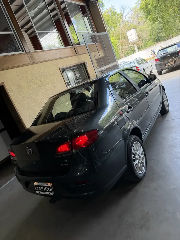 Mira esta publicación de Fiat Siena 2015 en Motordil