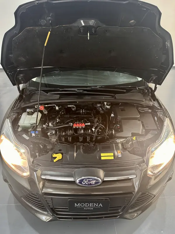 Mira esta publicación de Ford Focus 2014 en Motordil