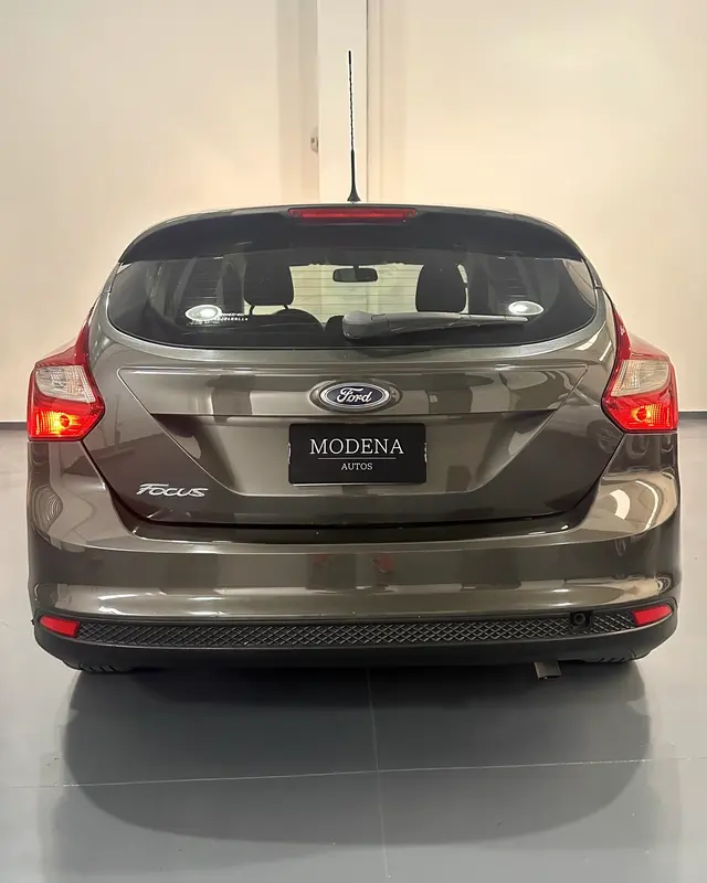 Mira esta publicación de Ford Focus 2014 en Motordil