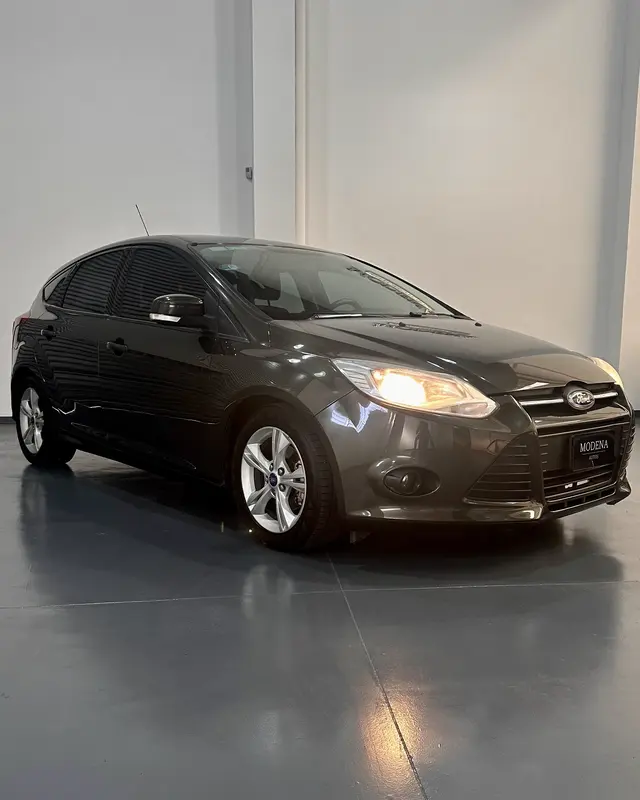 Mira esta publicación de Ford Focus 2014 en Motordil