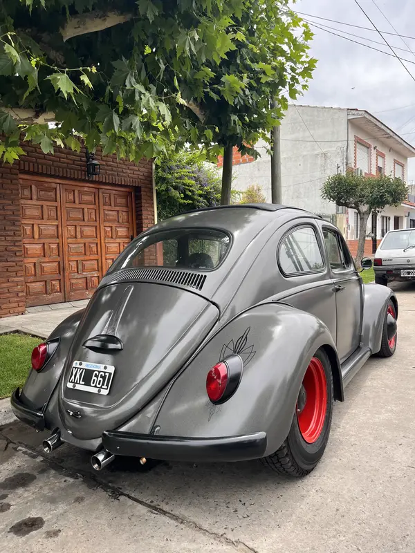 Mira esta publicación de Volkswagen Escarabajo 1961 en Motordil