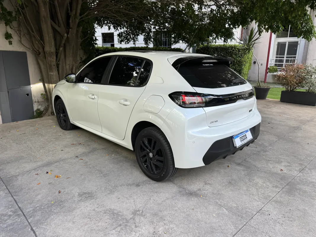 Mira esta publicación de Peugeot 208 2024 en Motordil