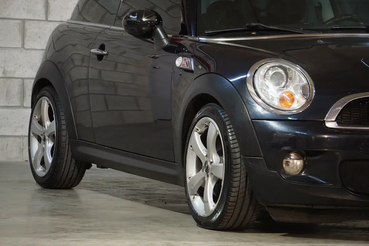 Mira esta publicación de Mini Cooper 2008 en Motordil