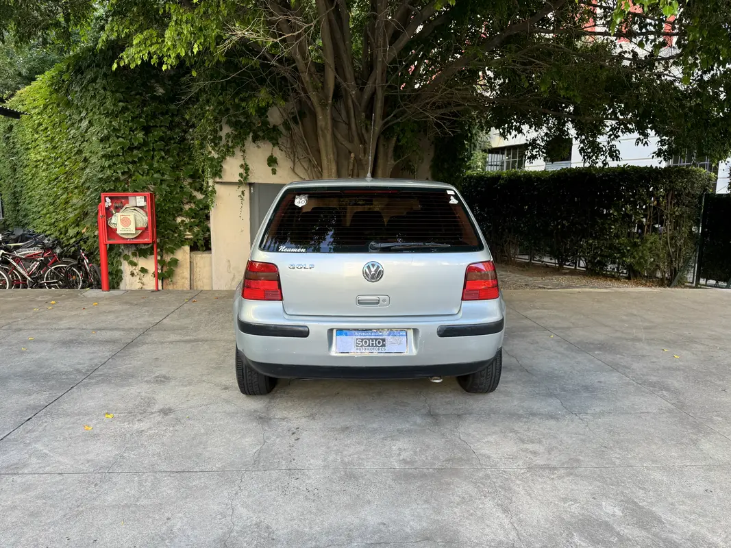 Mira esta publicación de Volkswagen Golf 2006 en Motordil