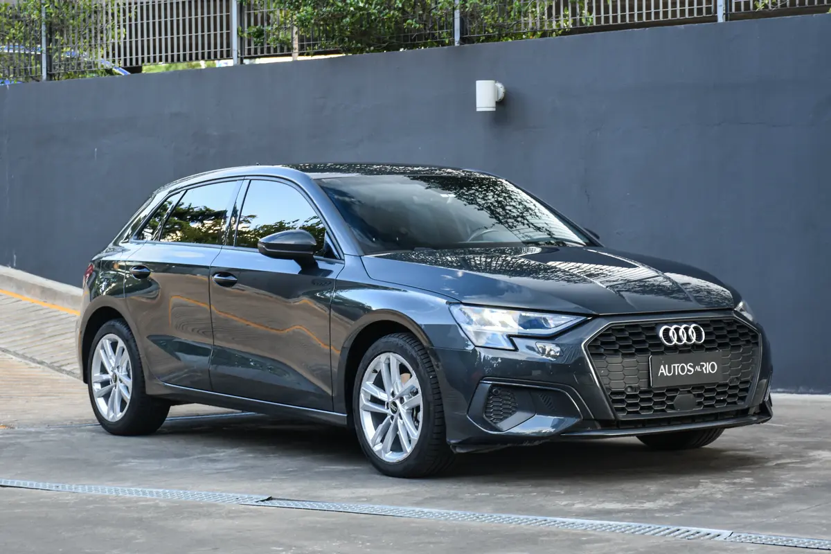 Mira esta publicación de Audi A3 Sportback 2024 en Motordil