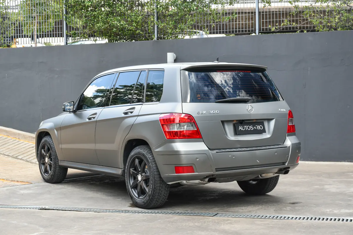 Mira esta publicación de Mercedes Benz GLK 2011 en Motordil