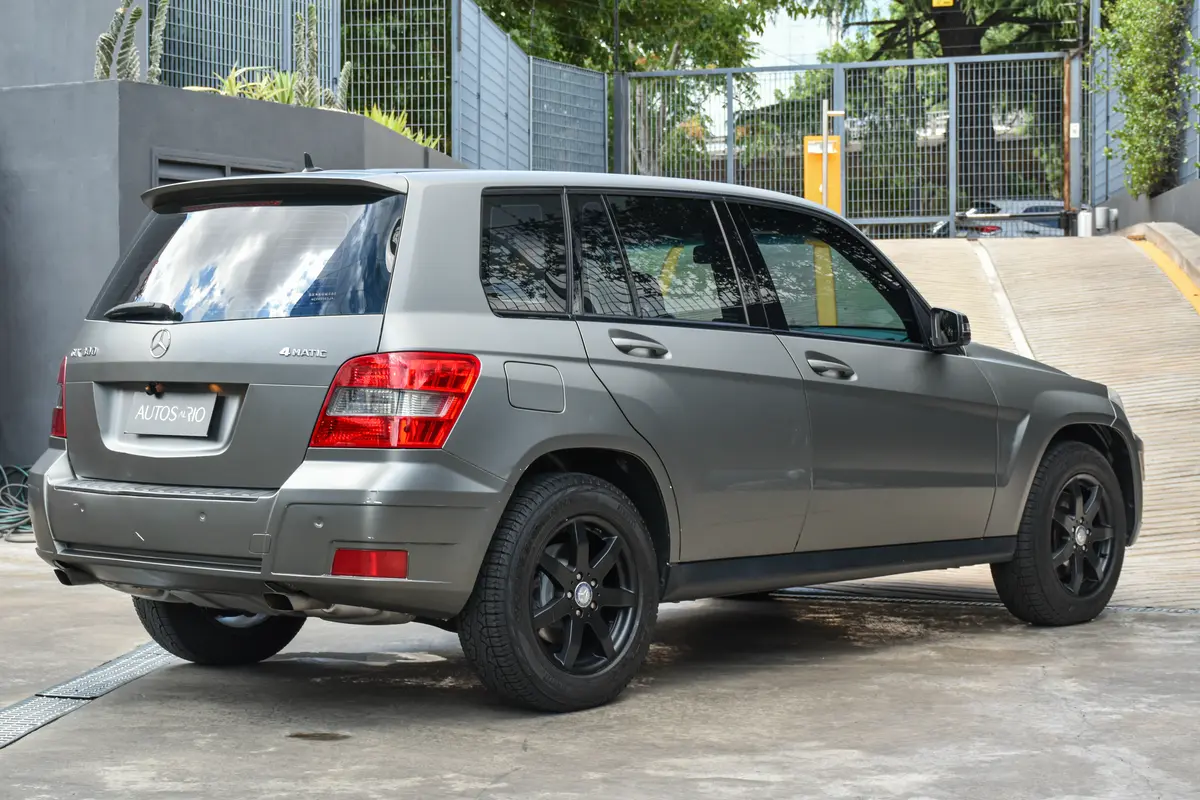 Mira esta publicación de Mercedes Benz GLK 2011 en Motordil