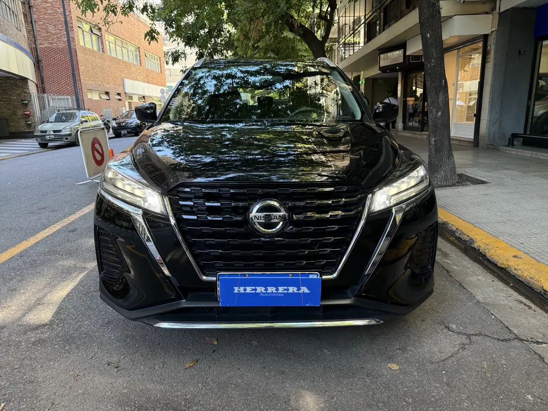 Mira esta publicación de Nissan Kicks 2021 en Motordil