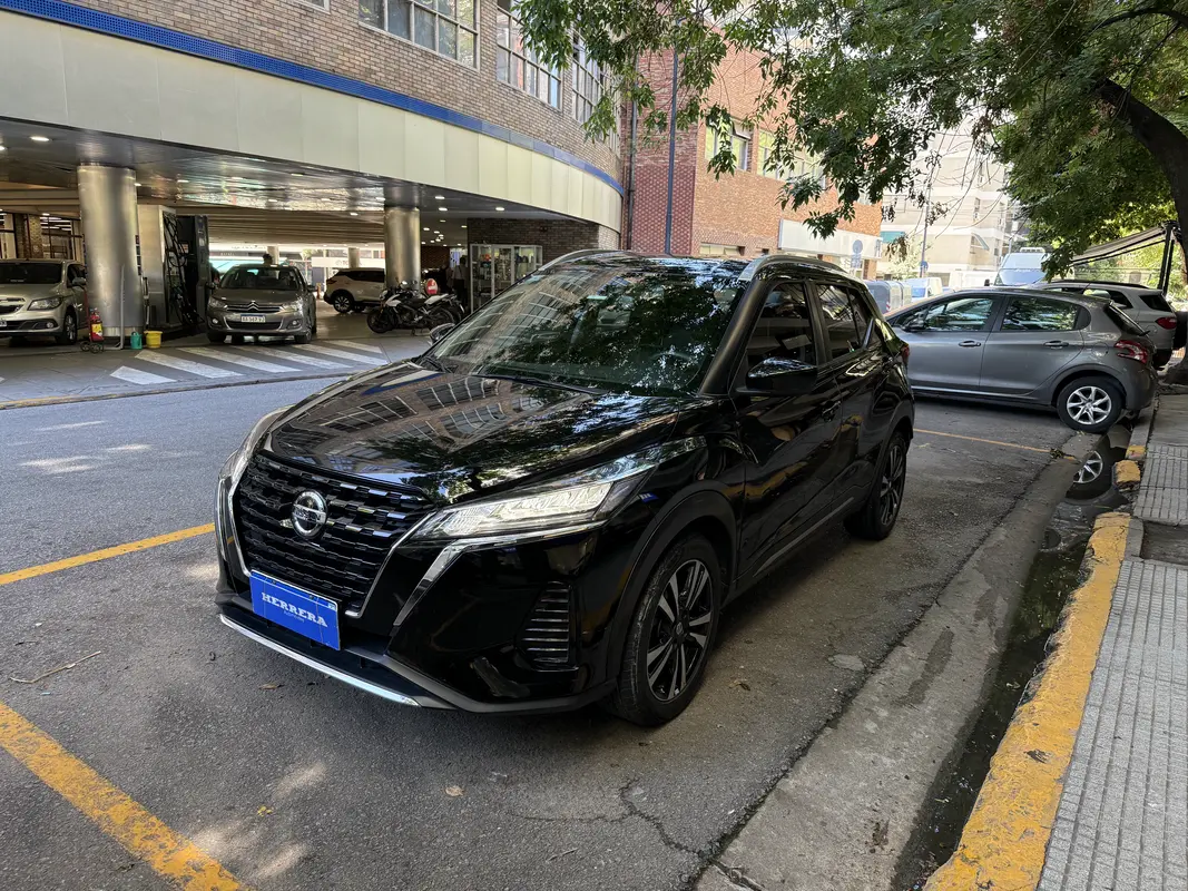 Mira esta publicación de Nissan Kicks 2021 en Motordil