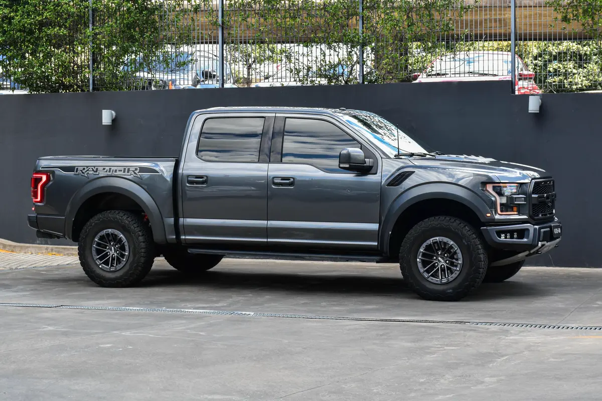 Mira esta publicación de Ford F 150 Raptor 2021 en Motordil