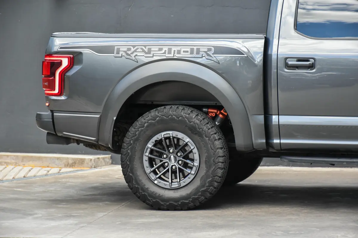 Mira esta publicación de Ford F 150 Raptor 2021 en Motordil