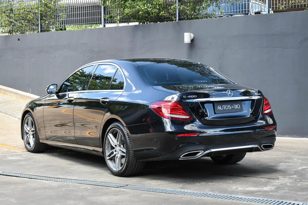 Mira esta publicación de Mercedes Benz Clase E 2017 en Motordil